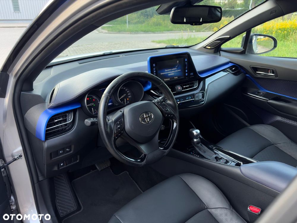 Toyota C-HR 1.8 Hybrid Neon Lime powered by JBL - 14