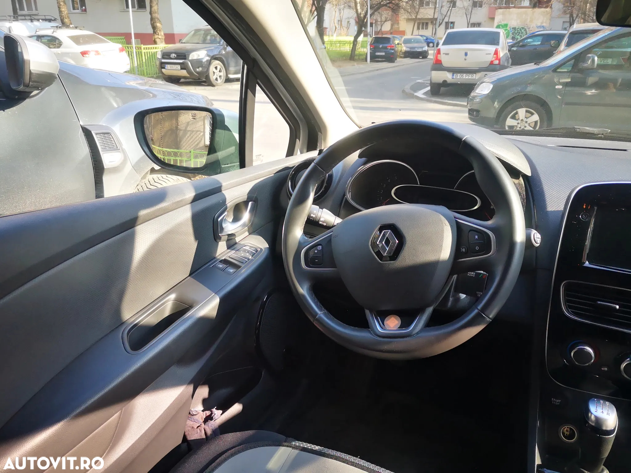 Renault Clio IV TCe Zen - 16