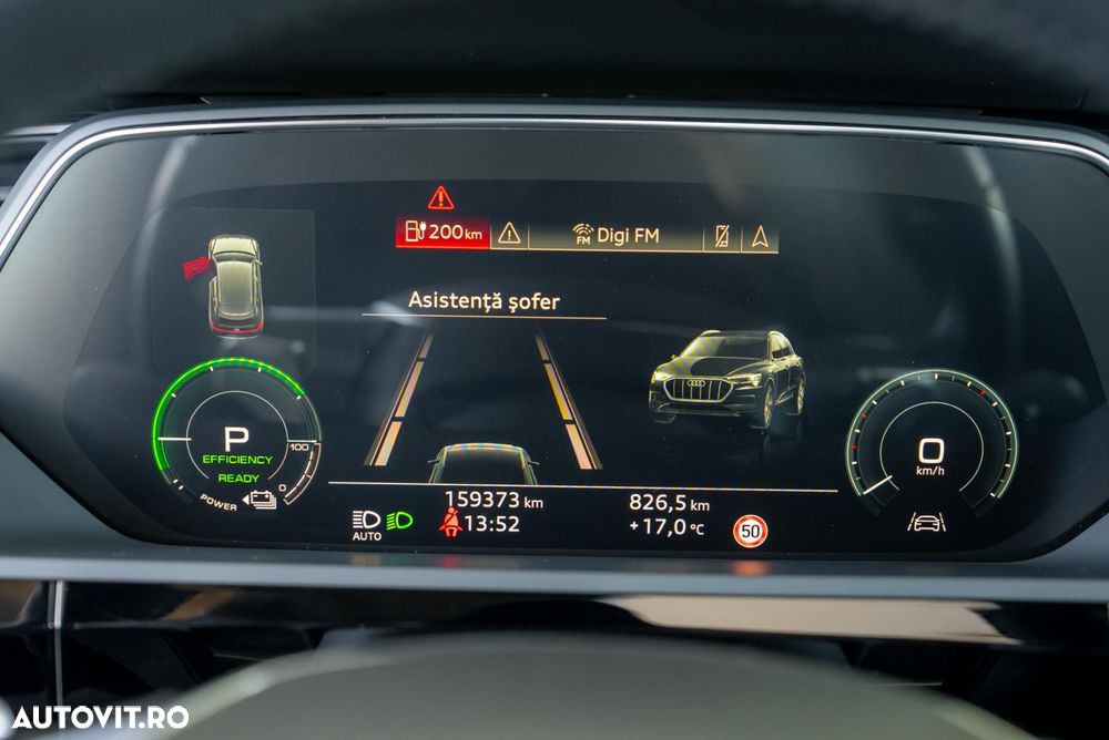 Audi e-tron 50 quattro - 16