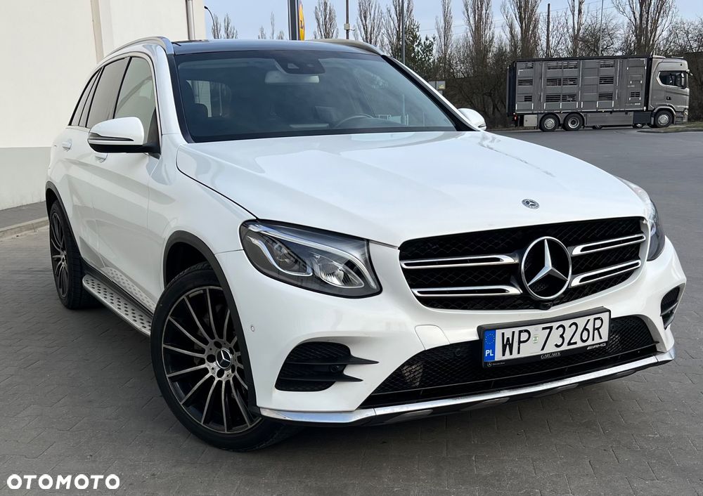 Mercedes-Benz GLC - 1