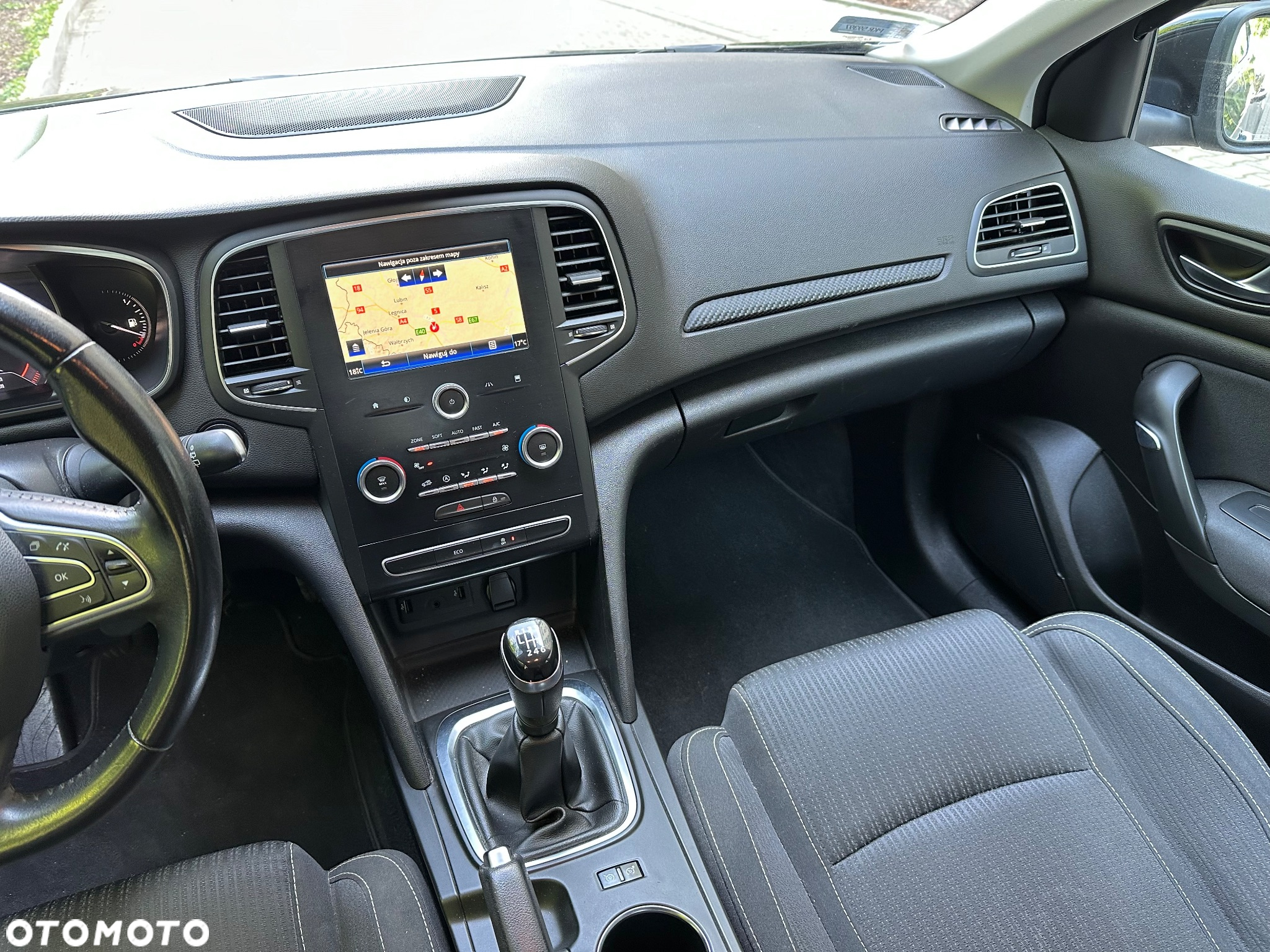 Renault Megane 1.5 dCi Intens - 8