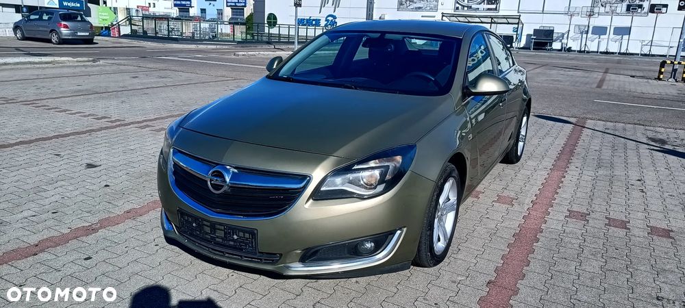 Opel Insignia - 1