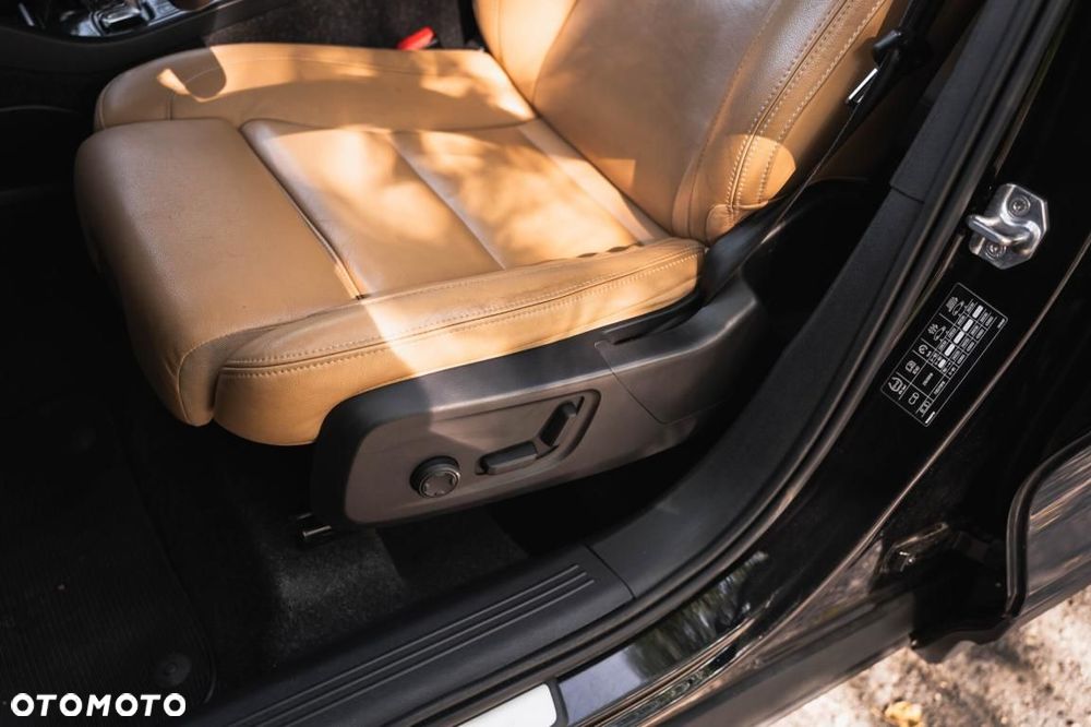 Volvo XC 40 - 23