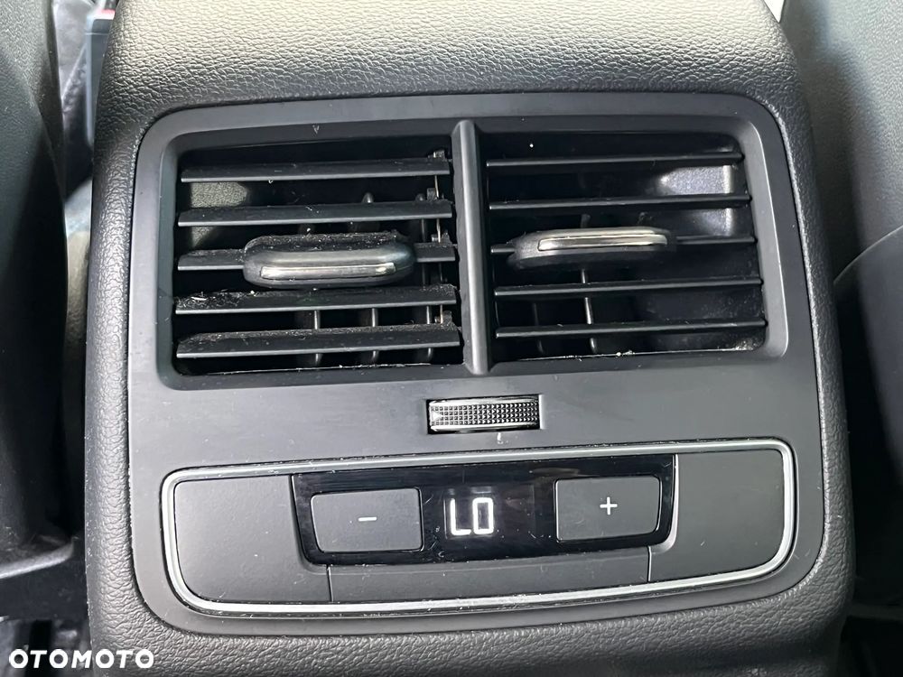 Audi A4 Avant 2.0 TDI DPF clean diesel quattro S tronic S line Sportpaket - 17