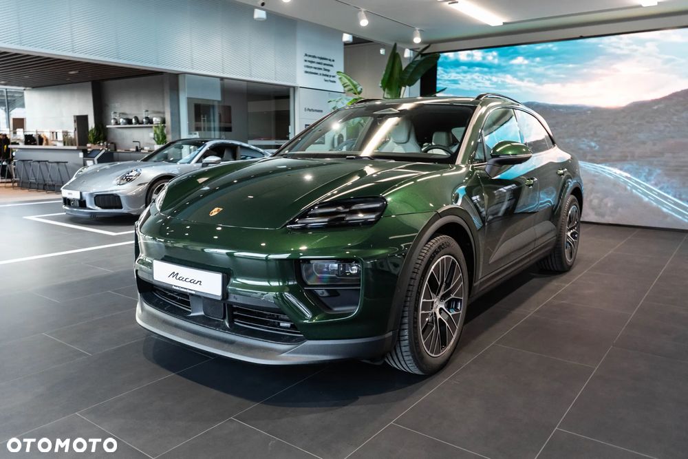 Porsche Macan - 1