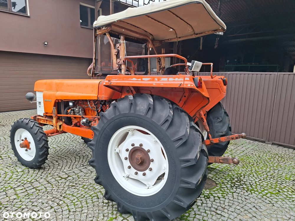 Renault 385 Master 1 - 9