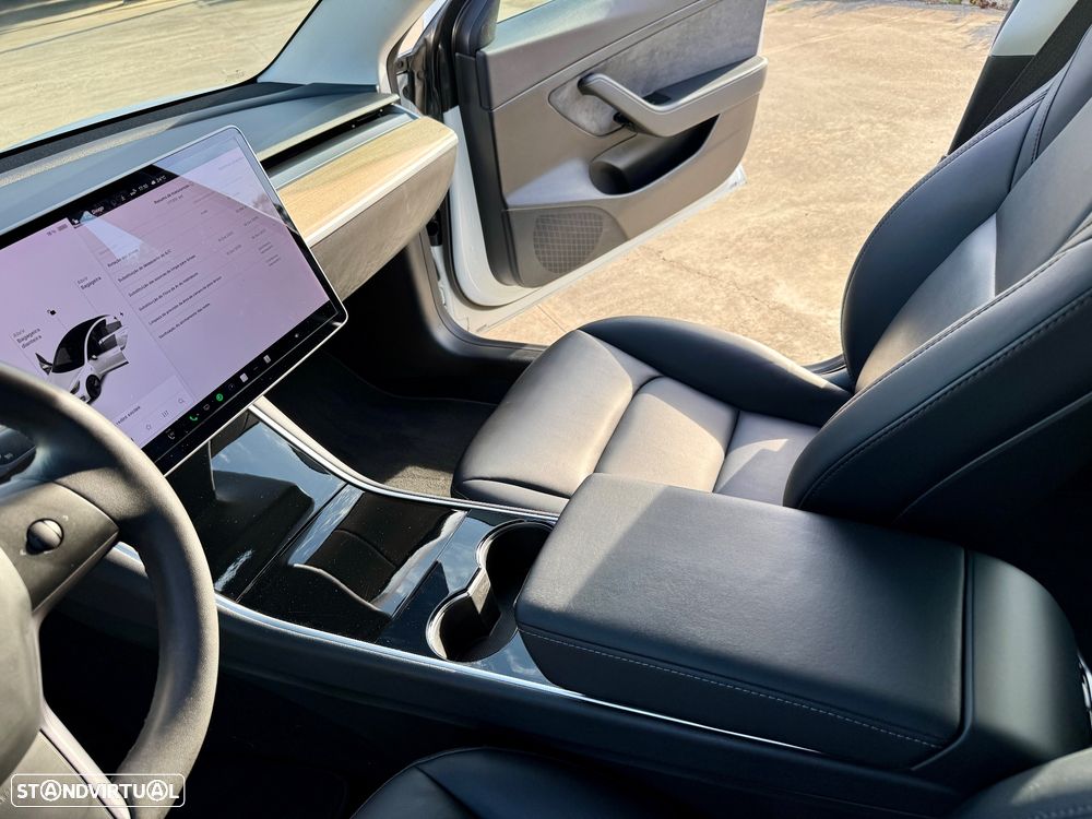 Tesla Model 3 Standard Range Plus RWD - 25