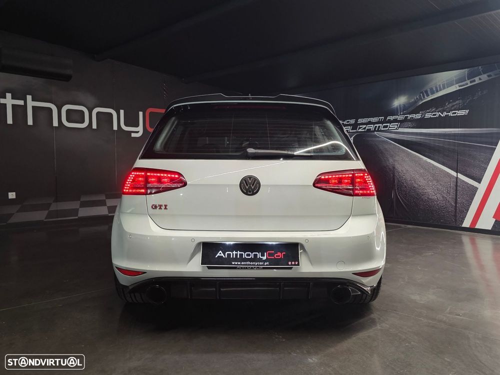 VW Golf 2.0 TSi GTi DSG - 11
