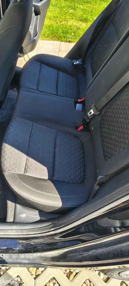 Kia Rio 1.2 M - 10