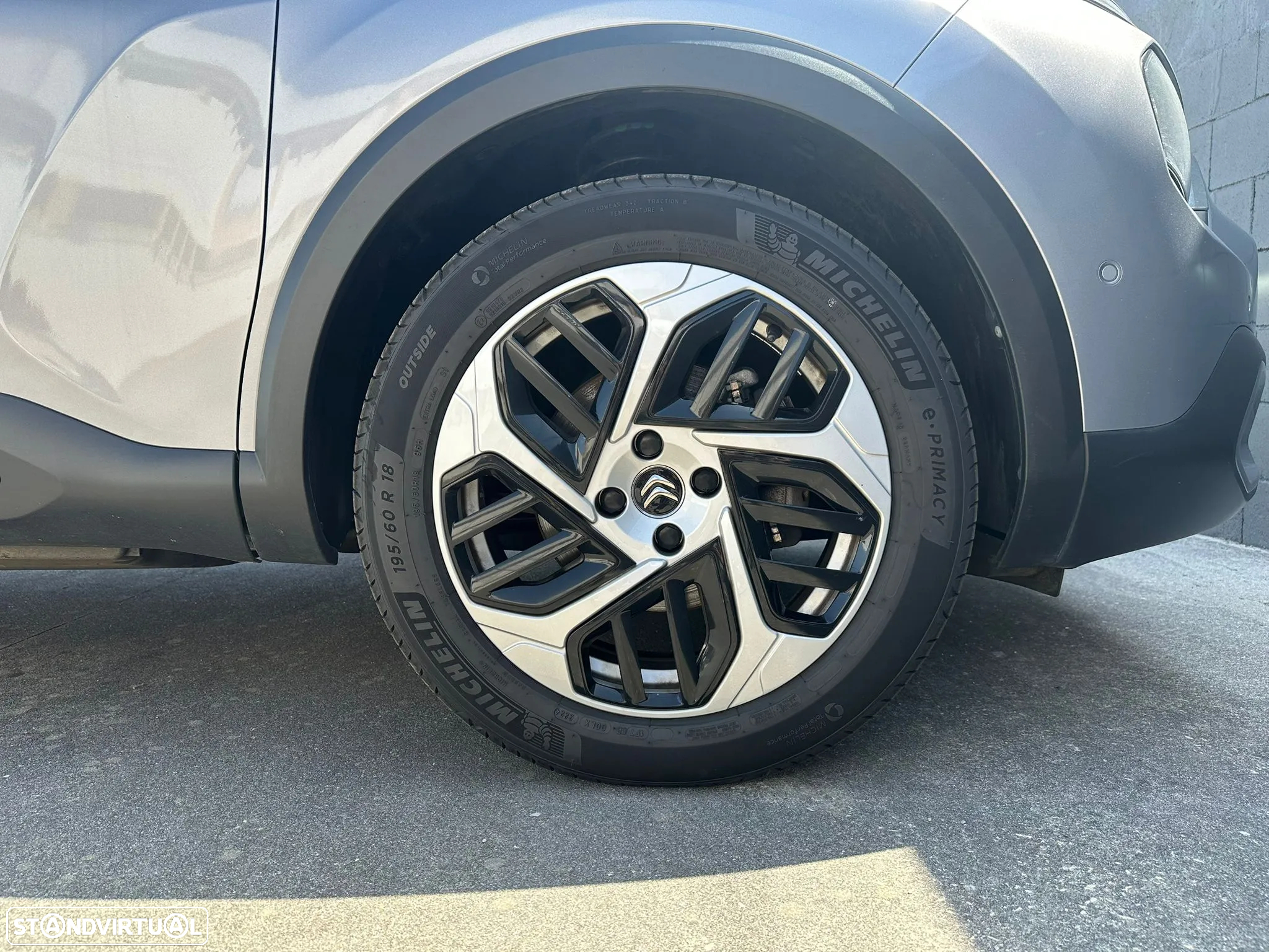 Citroën C4 1.2 PureTech Shine - 8
