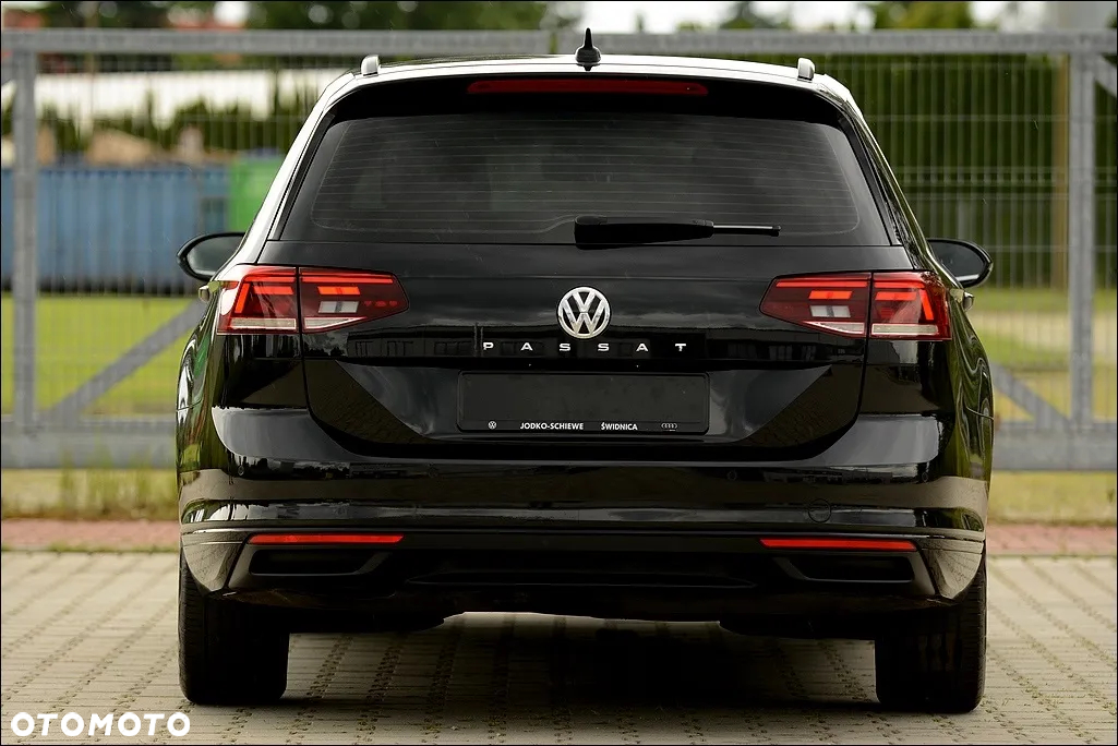 Volkswagen Passat Variant 2.0 TDI SCR DSG Comfortline - 7