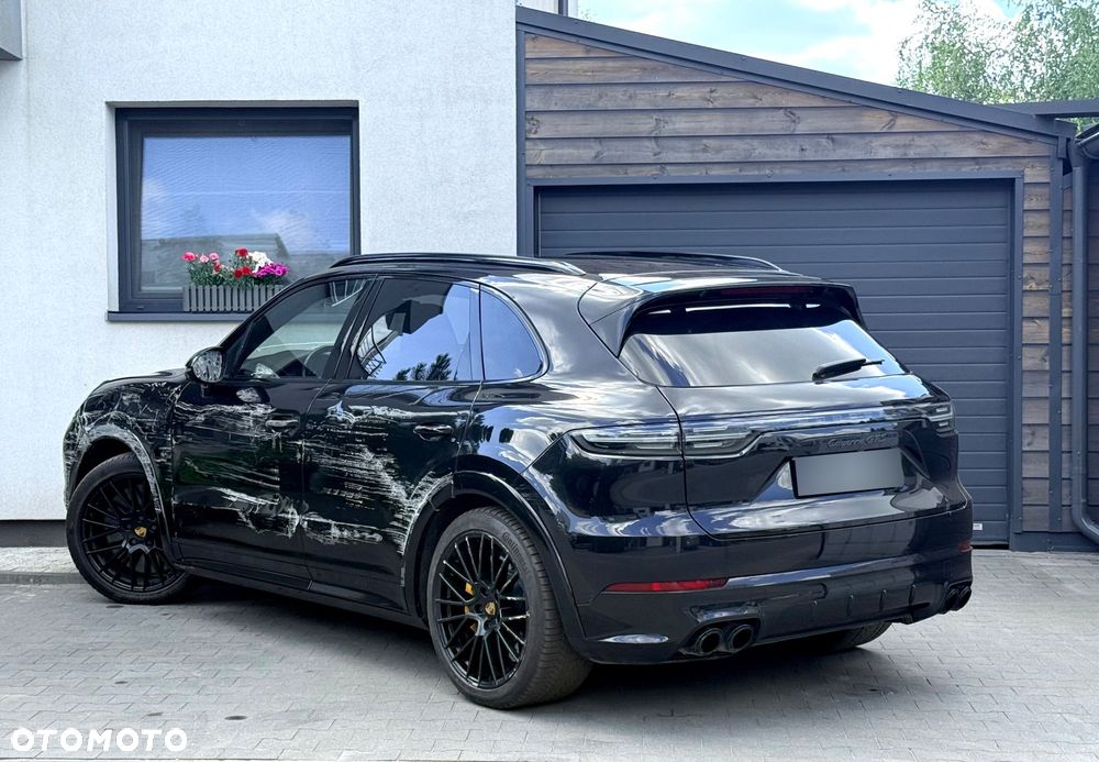 Porsche Cayenne GTS - 15