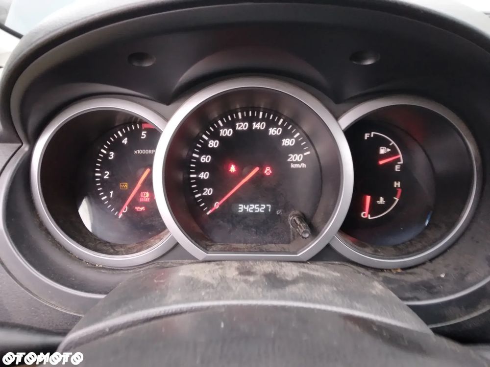 Suzuki Grand Vitara 1.9 DDiS - 12