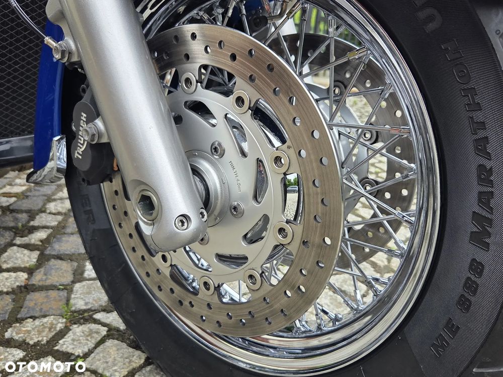 Triumph Thunderbird - 17