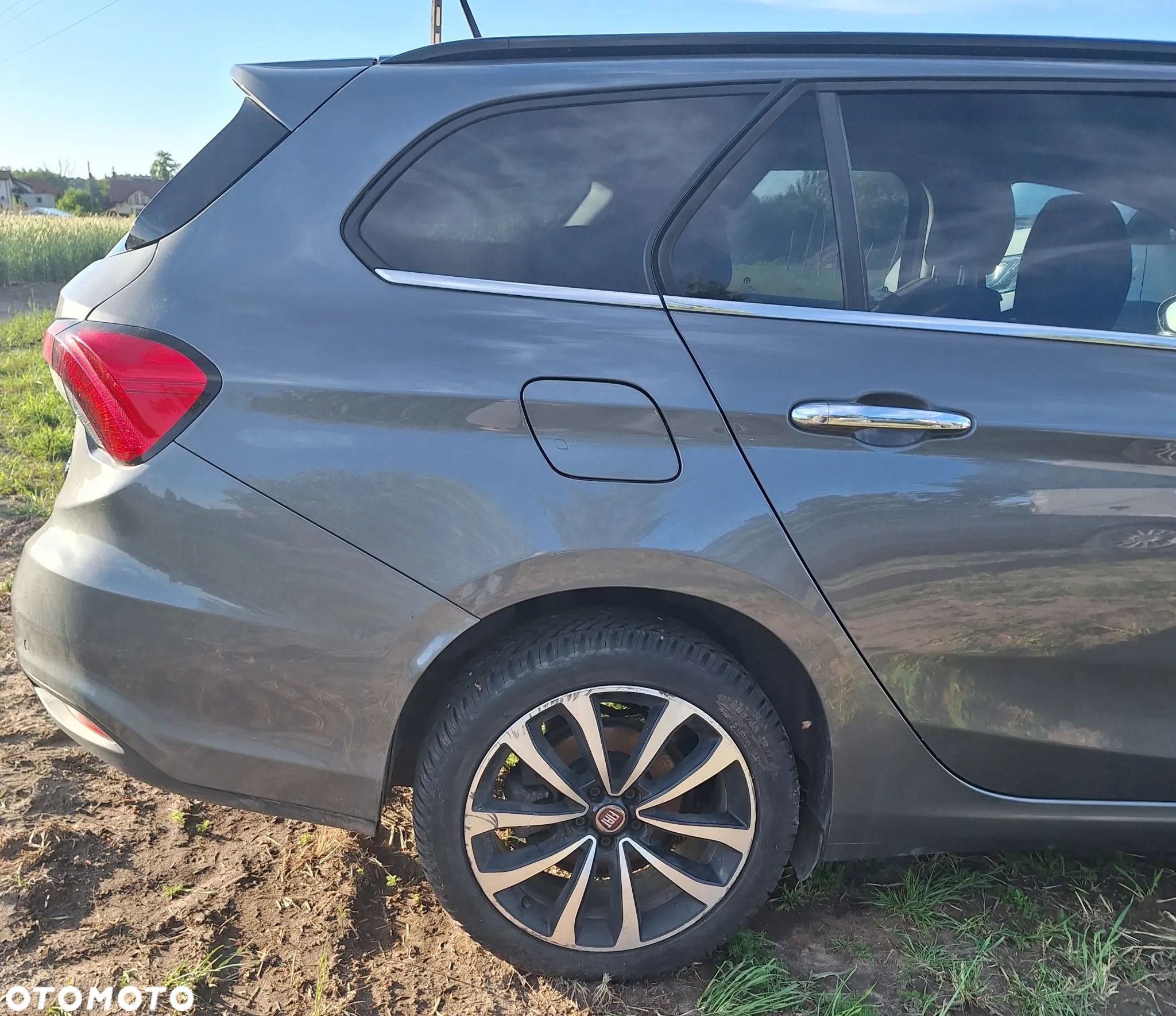 Blotnik lewy prawy tylny wanna pas tylny Fiat Tipo II kombi - 1
