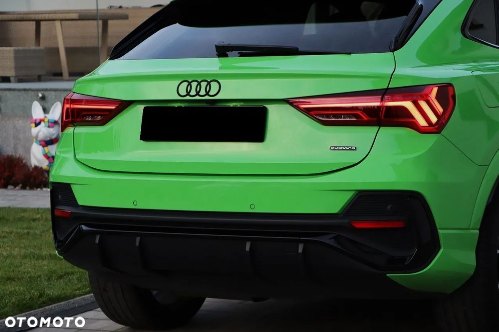 Audi Q3 Sportback - 16