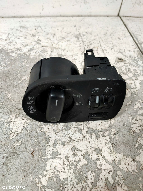 Włącznik świateł AUDI A3 SPORTBACK 8P1919094