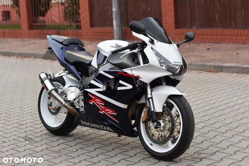 Honda CBR - 3