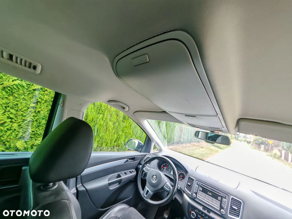 Volkswagen Sharan 2.0 TDI 4Mot Highline - 35