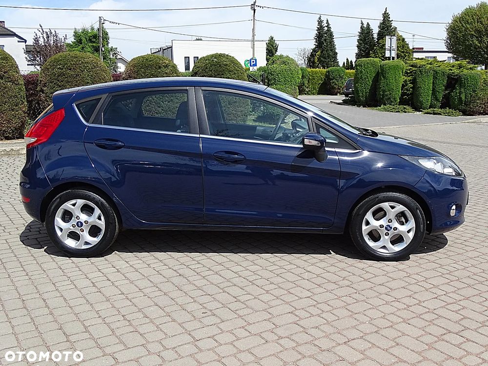Ford Fiesta 1.4 TDCi Ghia - 10