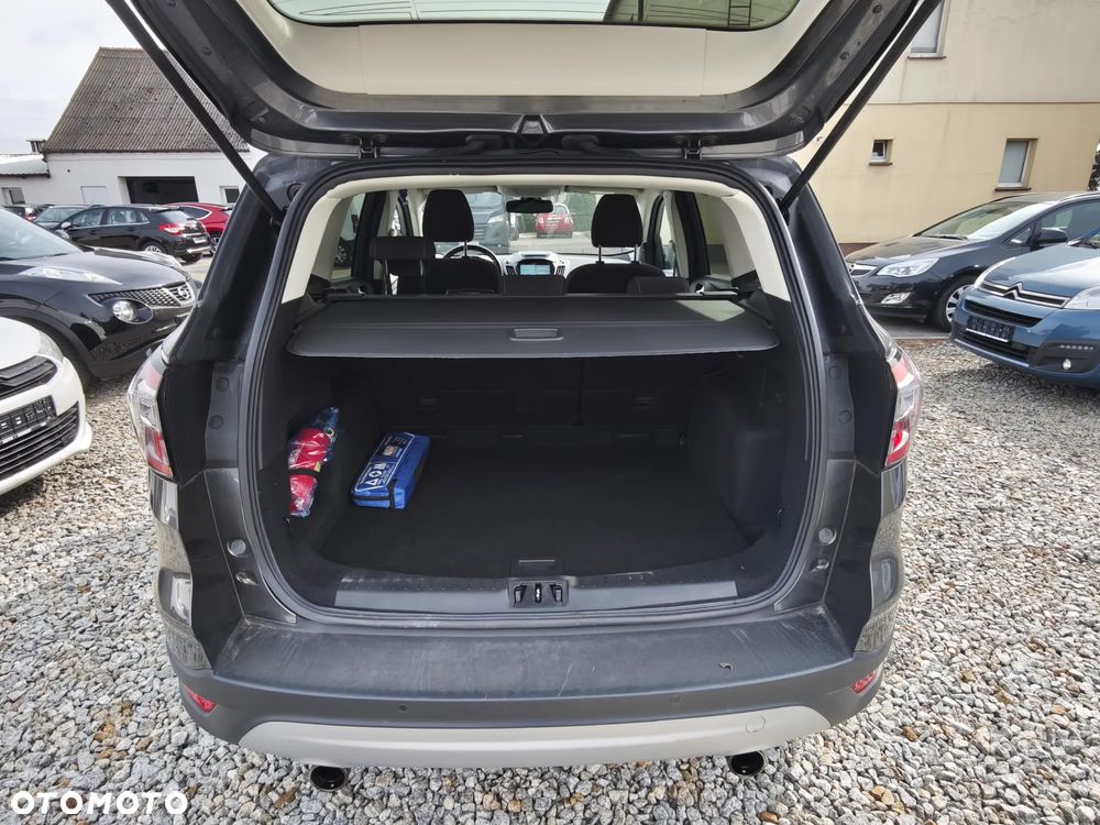 Ford Kuga 1.5 EcoBoost 2x4 Cool & Connect - 32