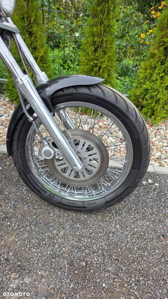 Suzuki Intruder - 20