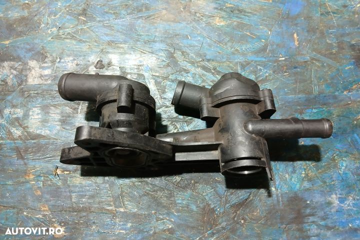 Carcasa termostat 03C121026AF 03C121111AB 03C121121D 03C121118D 03C12 - 3