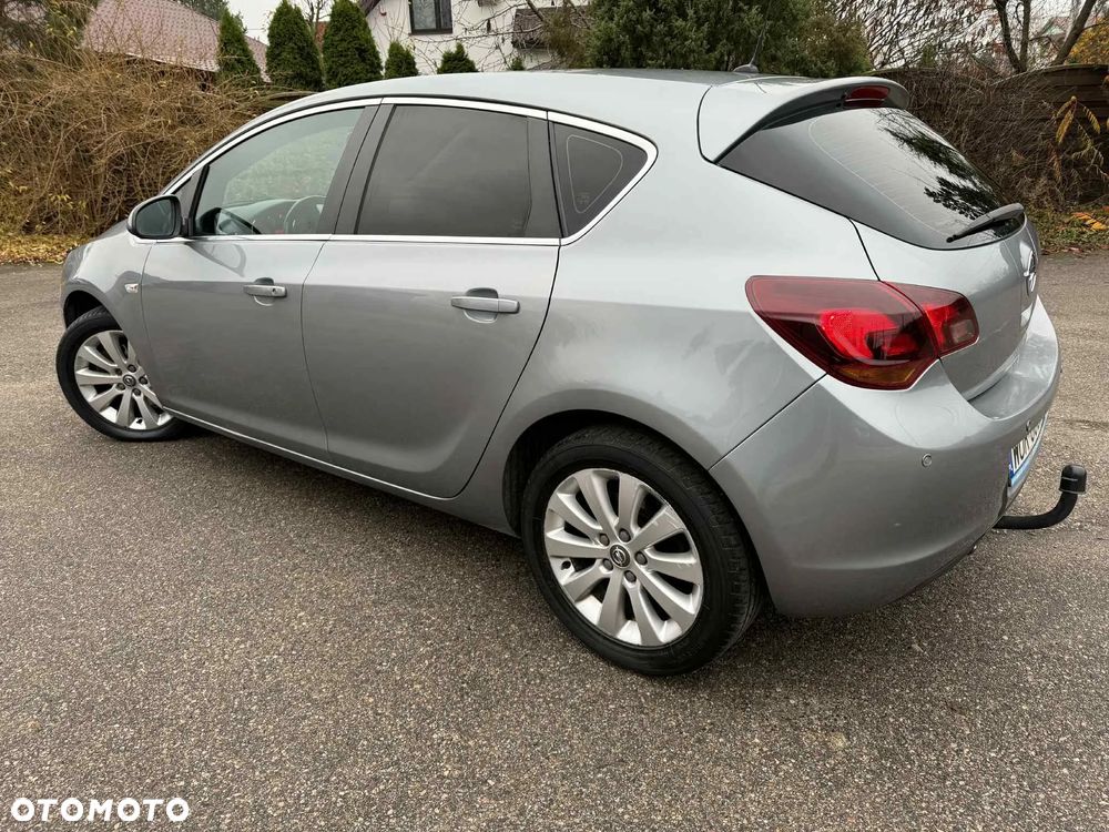 Opel Astra III 1.7 CDTI EcoFLEX - 9