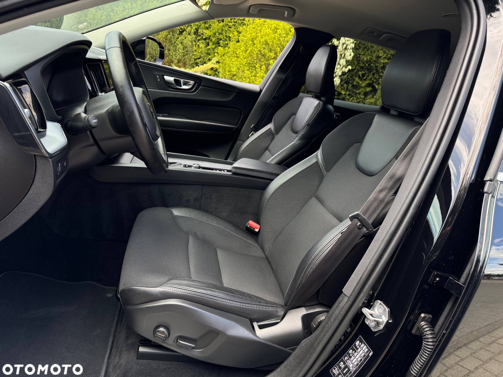 Volvo XC 60 D4 Geartronic Momentum - 18