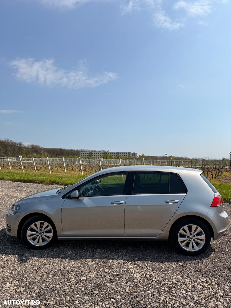 Volkswagen Golf 1.2 TSI DSG Comfortline - 5