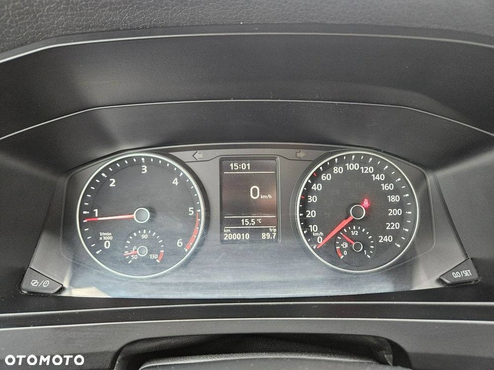 Volkswagen Transporter - 35