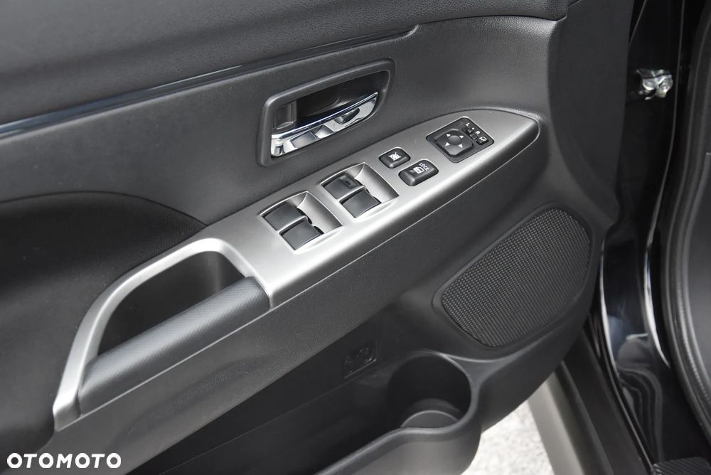 Mitsubishi ASX 2.0 2WD CVT Intro Edition+ - 28