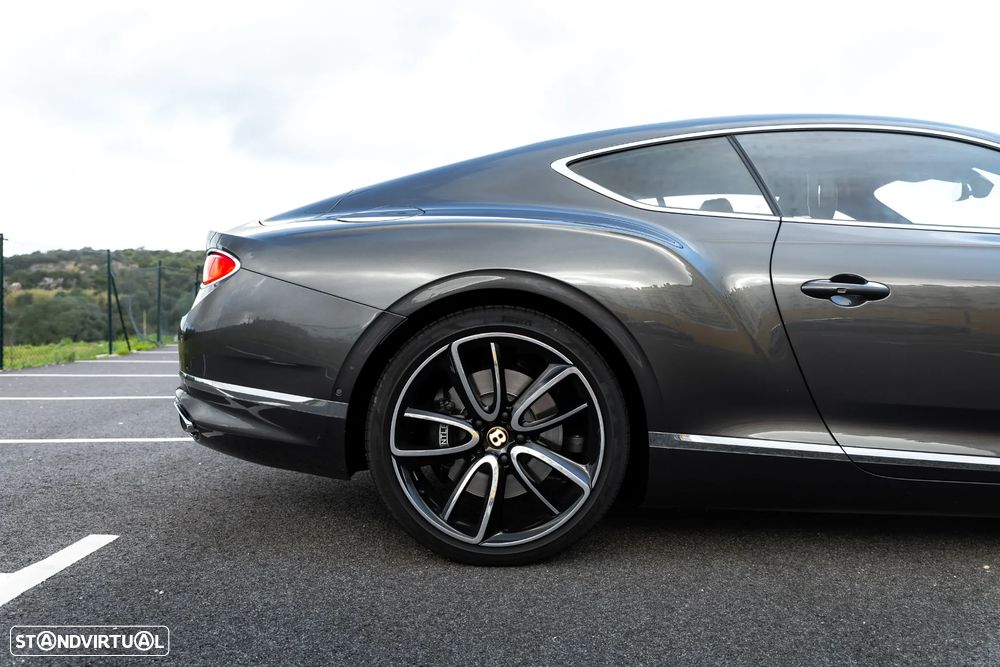 Bentley Continental GT W12 - 17