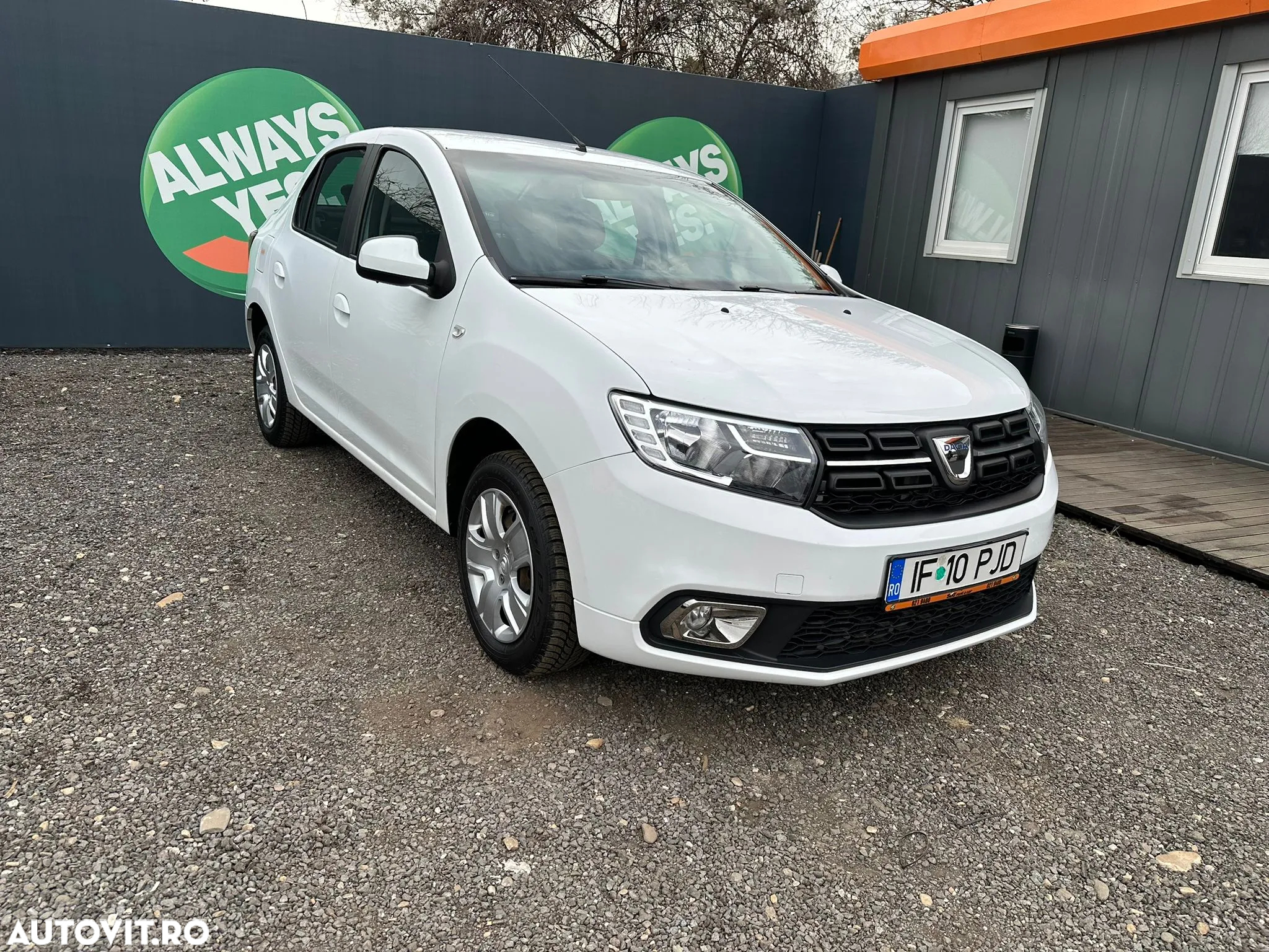 Dacia Logan - 4