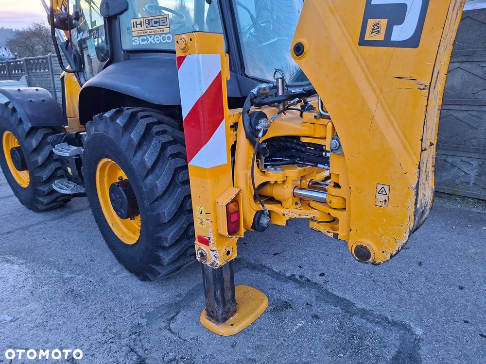 JCB 3 CX - 24