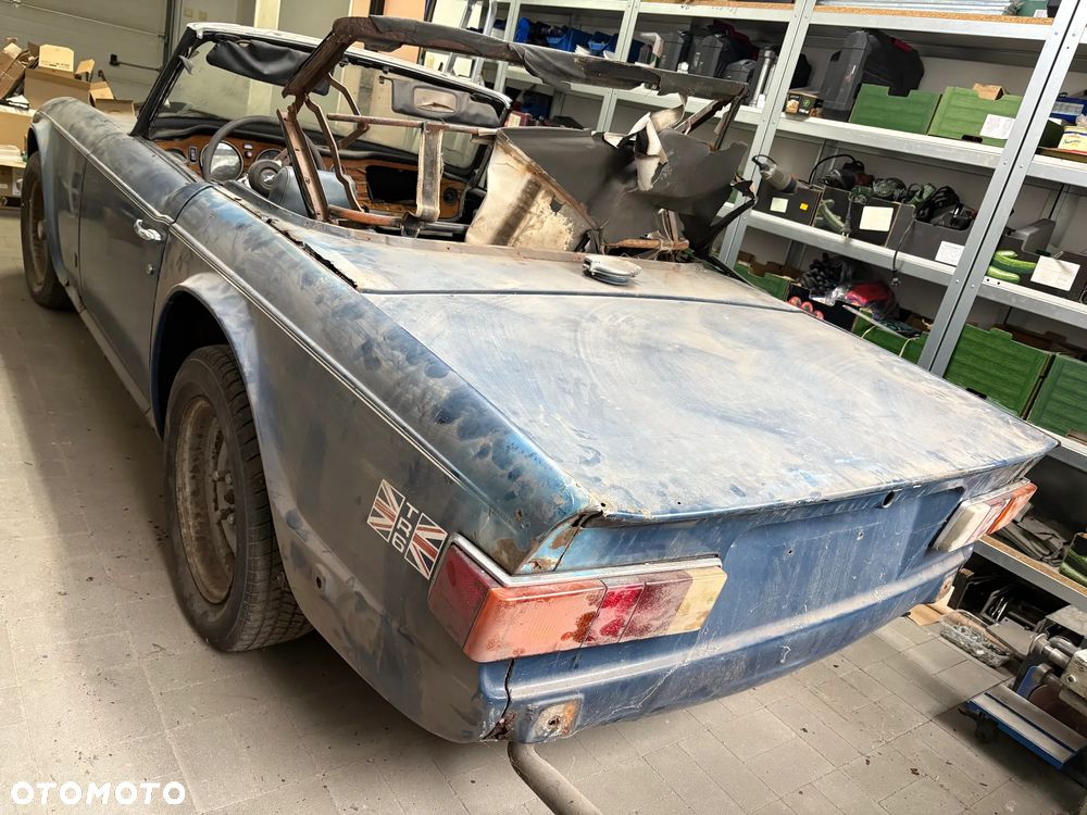 Triumph TR6 - 4
