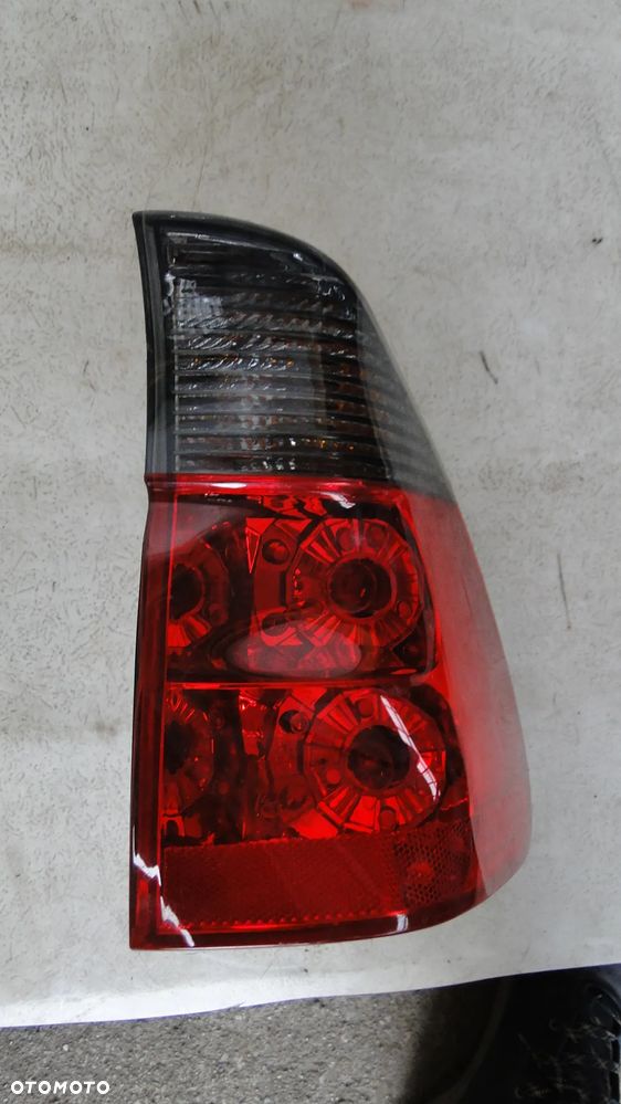 BMW X5 E53 LIFT LAMPA PRAWA TYŁ TYLNA EUROPA - 1