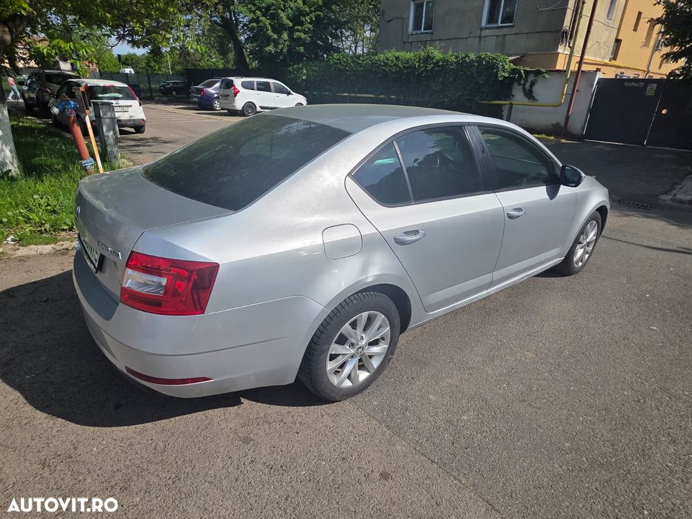 Skoda Octavia 1.4 TSI DSG Style - 9