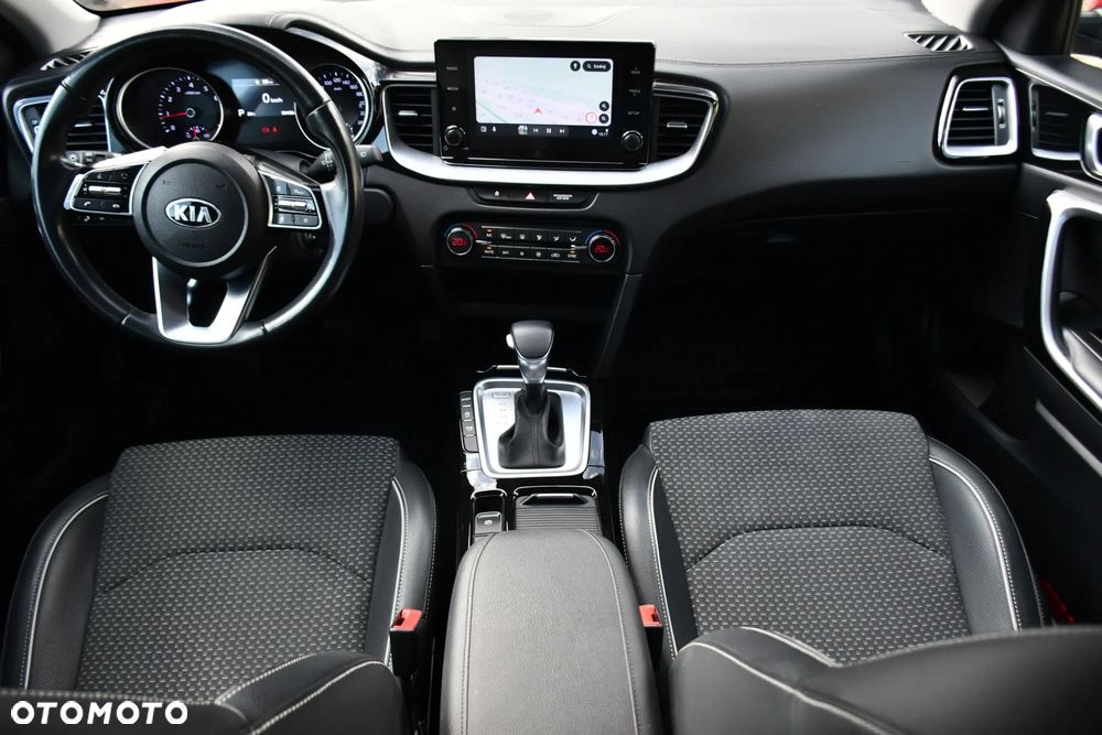 Kia XCeed 1.4 T-GDI OPF DCT7 PLATINUM EDITION - 30