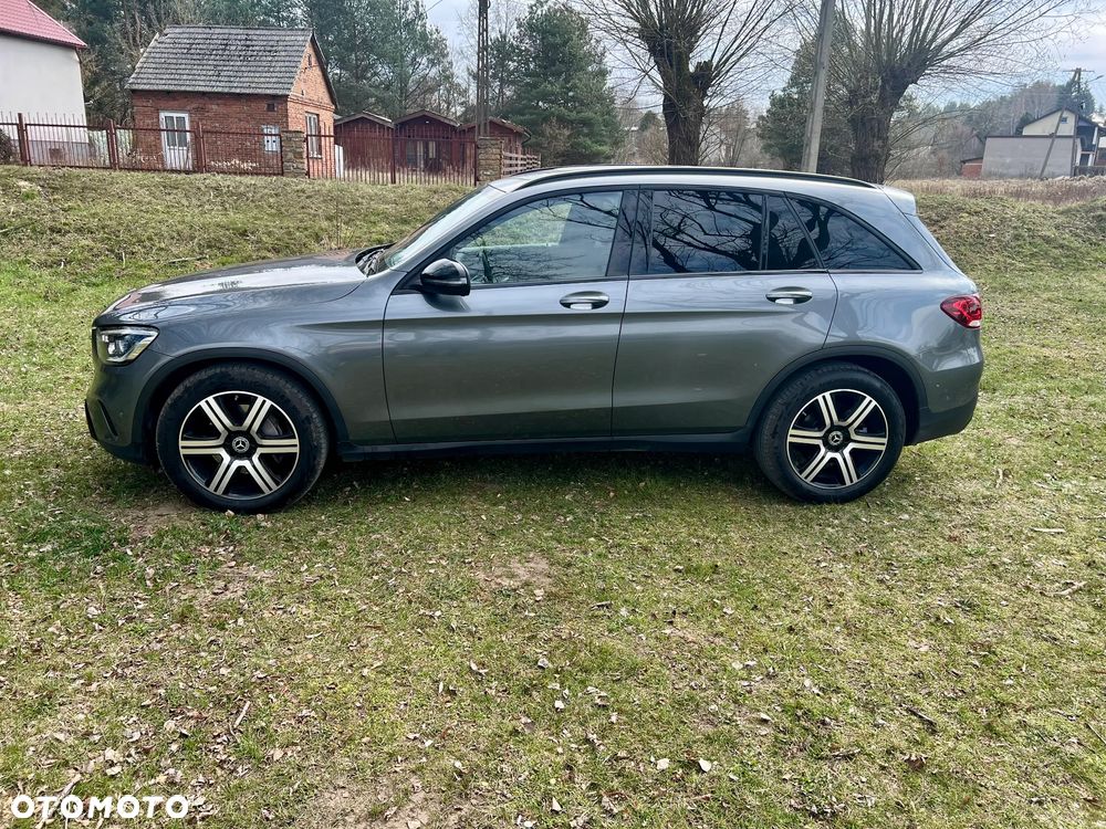 Mercedes-Benz GLC 220 d 4Matic 9G-TRONIC - 4