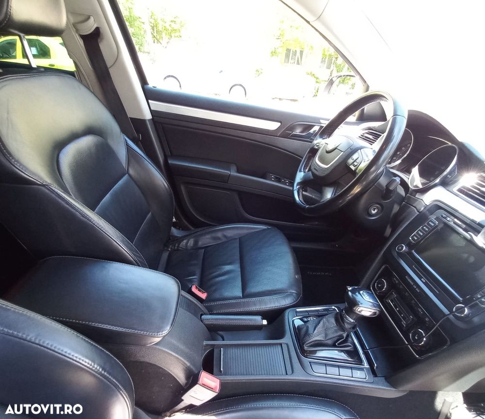 Skoda Superb 2.0 TDI Ambition DSG - 10