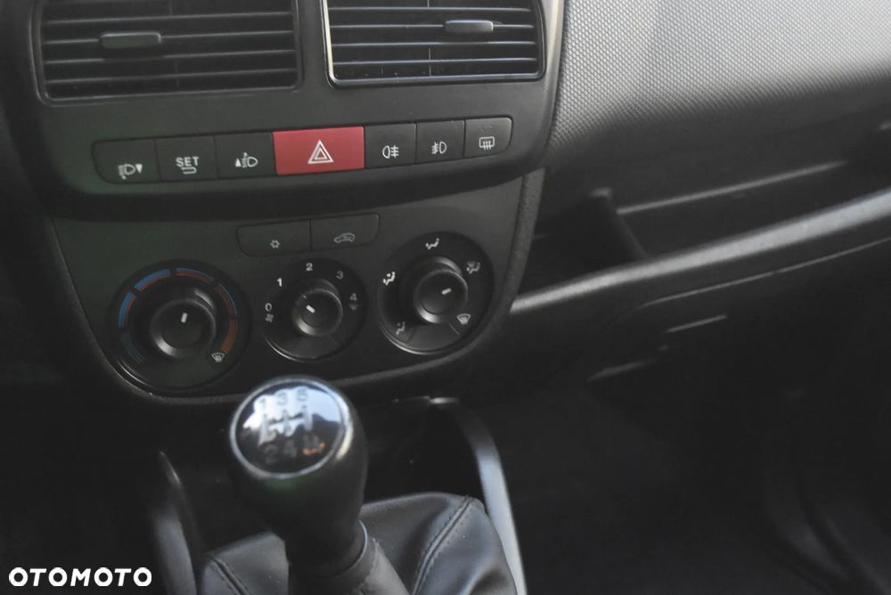 Fiat Doblo - 16