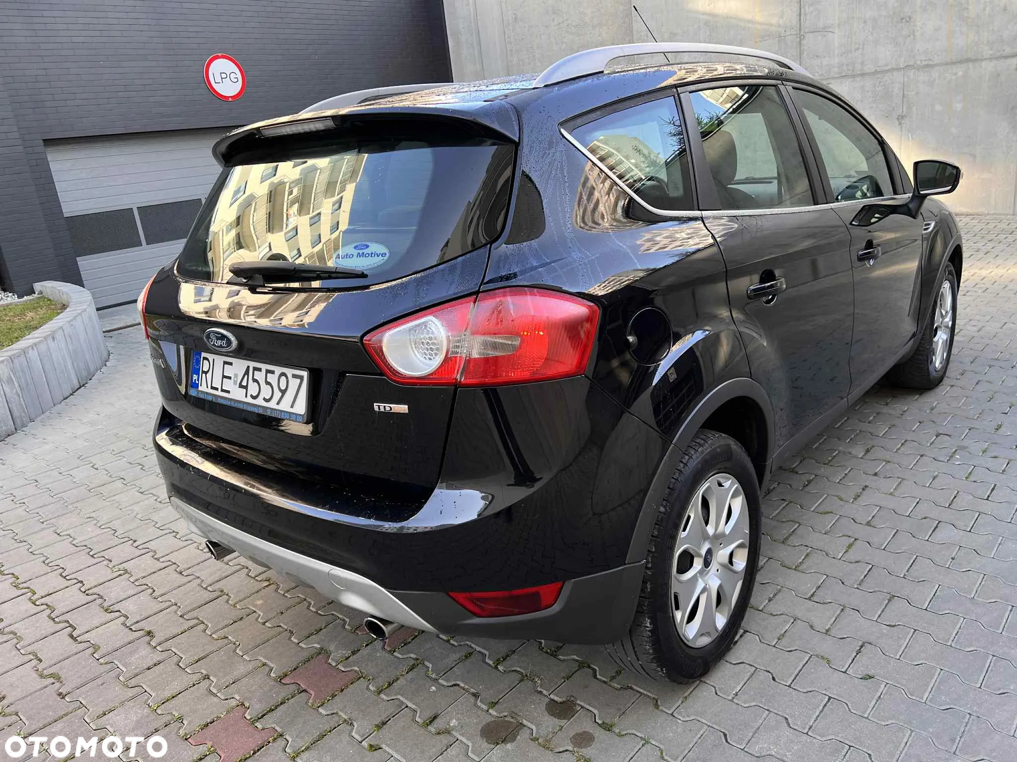Ford Kuga 2.0 TDCi Titanium - 16