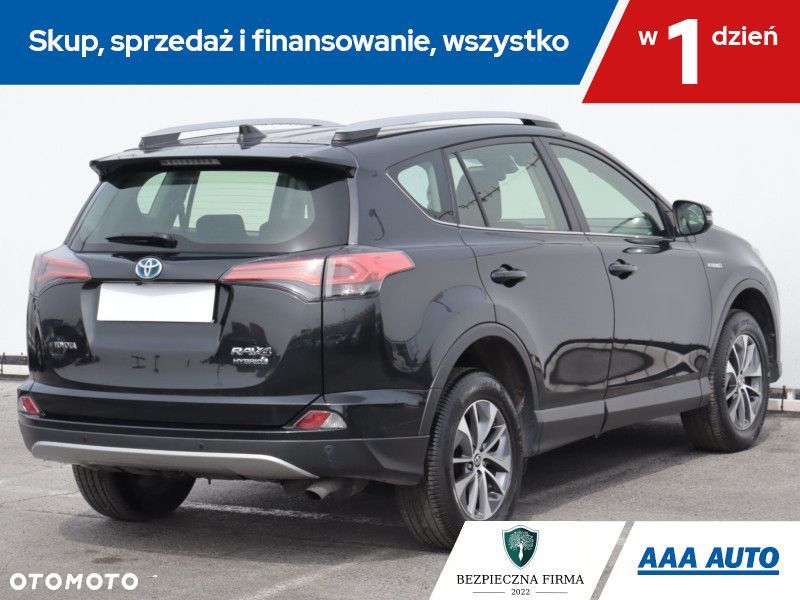 Toyota RAV4 - 7
