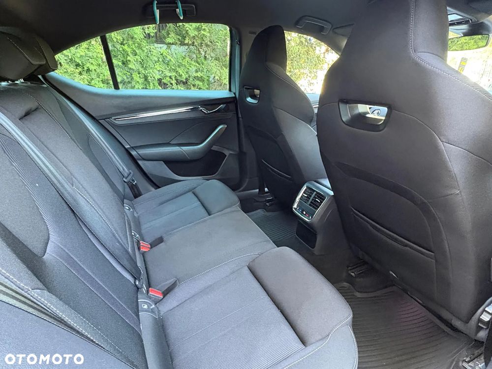 Skoda Octavia 1.5 TSI e-Tec Sportline DSG - 12