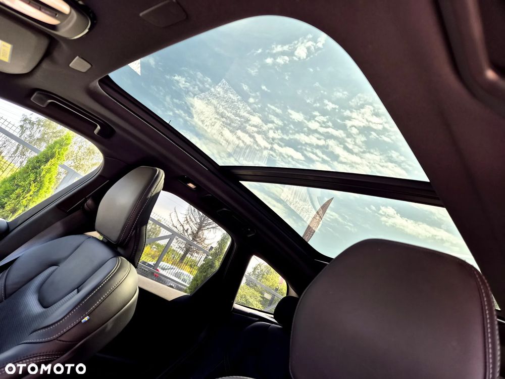 Volvo XC 60 B4 D Ultimate Dark - 28