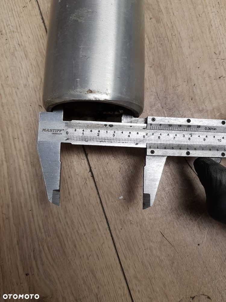 Goleń prawy Harley Davidson Softail Heritage Fat Boy 45915-08 - 8