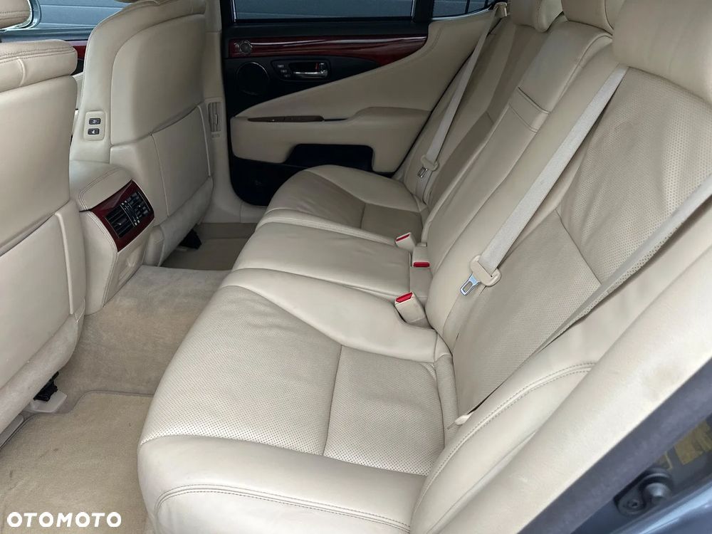 Lexus LS ver-1-2-comfort - 22