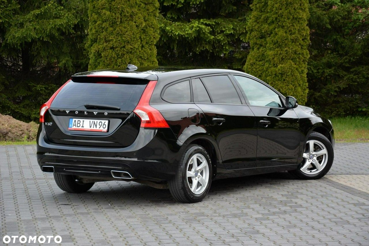 Volvo V60 D4 Geartronic Momentum Pro - 13
