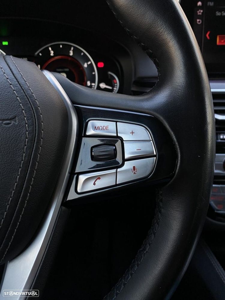 BMW 520 d Line Luxury Auto - 38